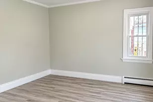 195-11 Keno Ave, Hollis, NY 11423 - Photo 3
