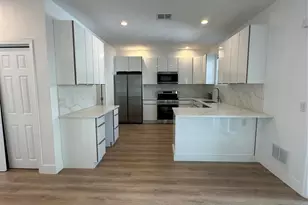 7807 Shore Rd, Port Washington, NY 11050 - Photo 7