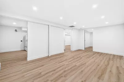 16 Saratoga Road, White Plains, NY 10607 - Photo 35