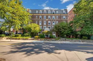 208 Centre Ave, New Rochelle, NY 10805 - Photo 27