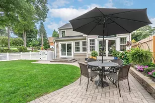 30 Waverly St, Glen Head, NY 11545 - Photo 5