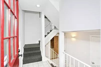 161 Treetop Circle #161, Nanuet, NY 10954 - Photo 3