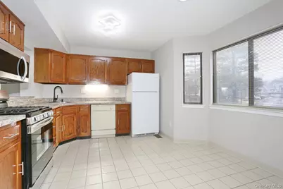 161 Treetop Circle #161, Nanuet, NY 10954 - Photo 13