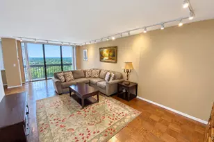 270-10 Grand Central Pkwy, Floral Park, NY 11005 - Photo 3