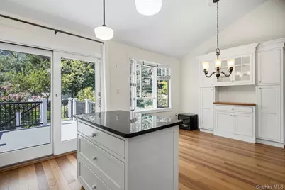 19 W Farms Lane, Commack, NY 11725 - Photo 11