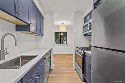3307 Pine Cone Court, Poughkeepsie, NY 12603 - Photo 5