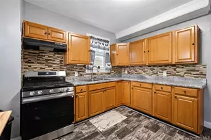 105 Fowler St, Port Jervis, NY 12771 - Photo 5