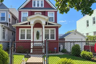135-16 Kew Gardens Rd, Richmond Hill, NY 11418 - Photo 1