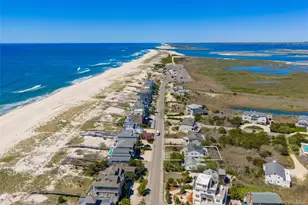 898 Dune Rd, Westhampton Dunes, NY 11978 - Photo 29