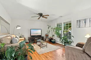 985 Silver Colt Rd, Cutchogue, NY 11935 - Photo 7