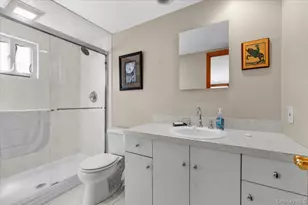 196 Von Huenfeld St, Massapequa Park, NY 11762 - Photo 27