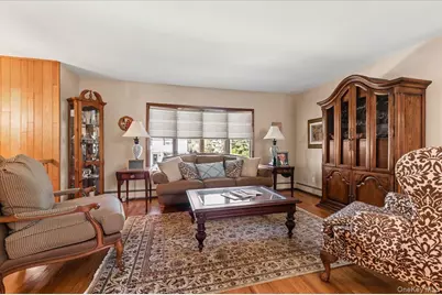 196 Von Huenfeld Street, Massapequa Park, NY 11762 - Photo 5
