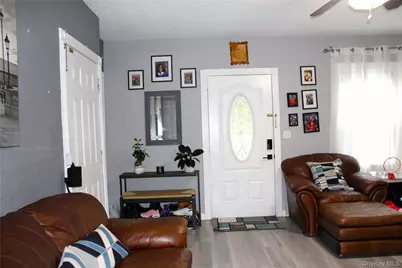 20020 104th Avenue, Saint Albans, NY 11412 - Photo 17