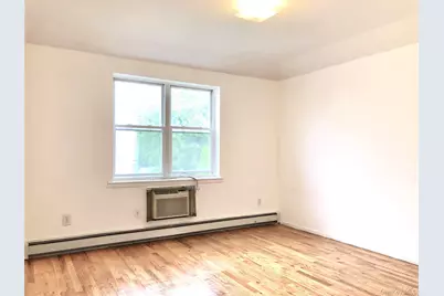 82-03 54th Avenue #2nd Fl, Elmhurst, NY 11373 - Photo 7