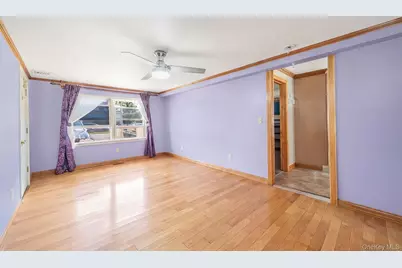 201 Overton Street, Deer Park, NY 11729 - Photo 21