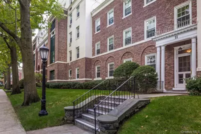 11 Brooklands #3i, Bronxville, NY 10708 - Photo 1