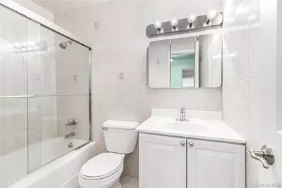 43 Nimitz Place, Yonkers, NY 10710 - Photo 21