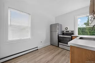 432 W Main St, Huntington, NY 11743 - Photo 19