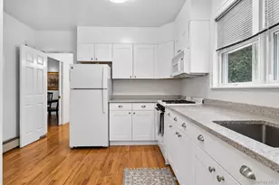432 W Main St, Huntington, NY 11743 - Photo 5