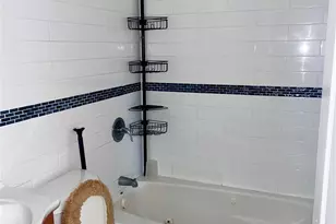 190-60 111th Ave, Jamaica, NY 11412 - Photo 15