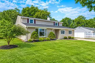 118 Boyle Rd, Selden, NY 11784 - Photo 3