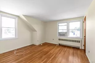 58 Elm St, Hicksville, NY 11801 - Photo 13