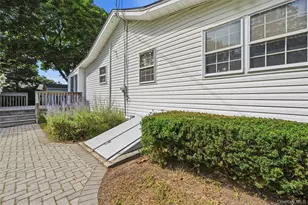 76 Queen Rd, Rocky Point, NY 11778 - Photo 19