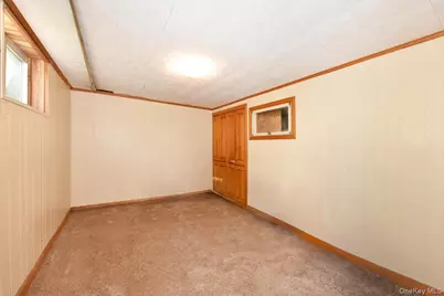 35 Montauk Drive, Bay Shore, NY 11706 - Photo 21