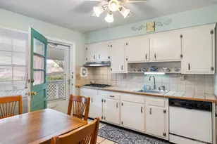 144 Nassau Ave, West Babylon, NY 11704 - Photo 7