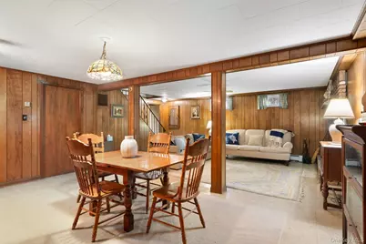144 Nassau Avenue, West Babylon, NY 11704 - Photo 15