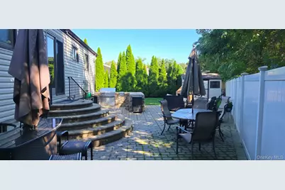 1420 August Road, North Babylon, NY 11703 - Photo 9