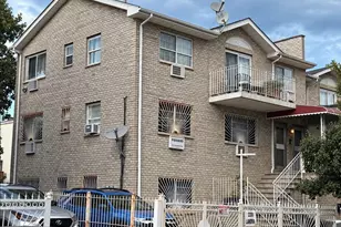 2737 Lawton Ave, Bronx, NY 10465 - Photo 1