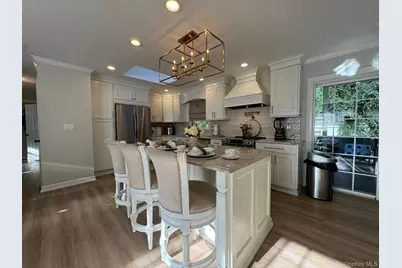 30 Marbeth Circle, Miller Place, NY 11764 - Photo 3