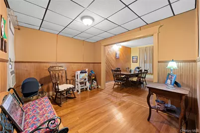 71-15 68th Street, Glendale, NY 11385 - Photo 7