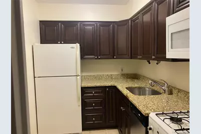 275 Maple Avenue #4-G, Rockville Centre, NY 11570 - Photo 5