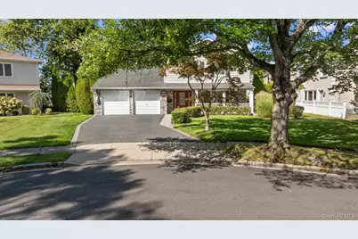 89 Brook Court S, New Hyde Park, NY 11040 - Photo 31