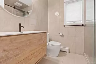 89 Brook Ct S, New Hyde Park, NY 11040 - Photo 13