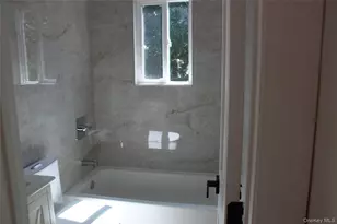 145-16 106th Ave, Jamaica, NY 11435 - Photo 13