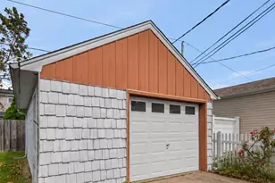 41 Cornell Ln, Hicksville, NY 11801 - Photo 29