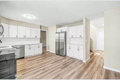 35 Lombardy Drive, Shirley, NY 11967 - Photo 3