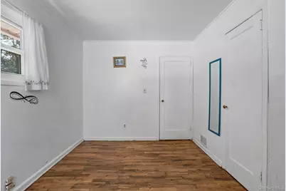 5 Prospect Street W, Amityville, NY 11701 - Photo 19