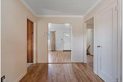 5 Prospect Street W, Amityville, NY 11701 - Photo 11
