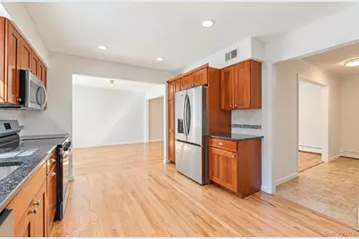 284 Marlin Street, Dix Hills, NY 11746 - Photo 27