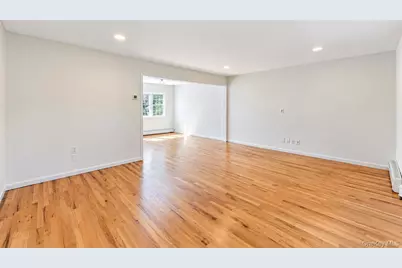 284 Marlin Street, Dix Hills, NY 11746 - Photo 23