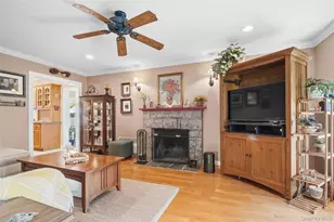 225 Harrison Ave, Miller Place, NY 11764 - Photo 17