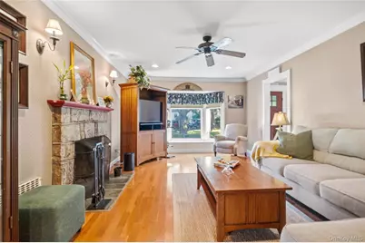 225 Harrison Avenue, Miller Place, NY 11764 - Photo 19