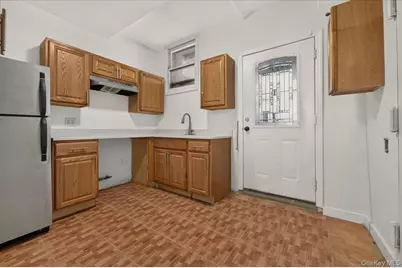 458 Drew, Brooklyn, NY 11208 - Photo 5