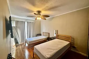 254-40 Craft Ave, Rosedale, NY 11422 - Photo 7