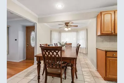 45 Berkshire Road, Hicksville, NY 11801 - Photo 3