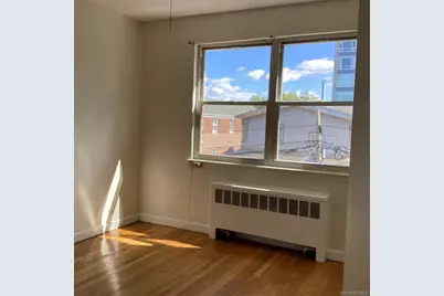 6125 185th Street, Fresh Meadows, NY 11365 - Photo 17